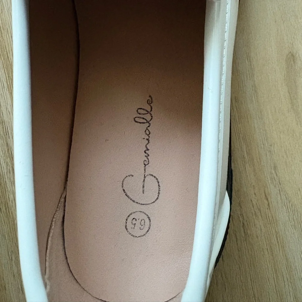 Gemialle - Women’s Platform Slip‎ on Penny Loafers - Size 6.5 - Black & White